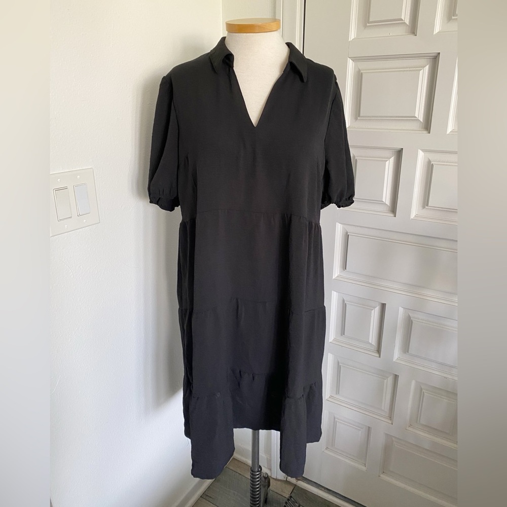 NWT Mlle Gabrielle Black Ruffle Dress Short Sleeves V-Neck Size Medium